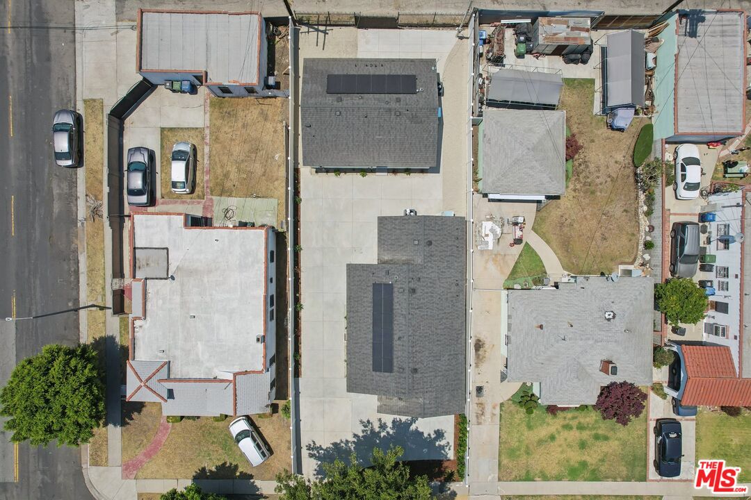 8779 S Hobart Blvd
