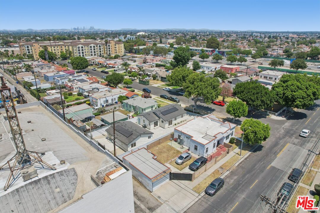 8779 S Hobart Blvd