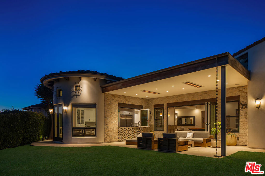 6271 Zuma Mesa Drive