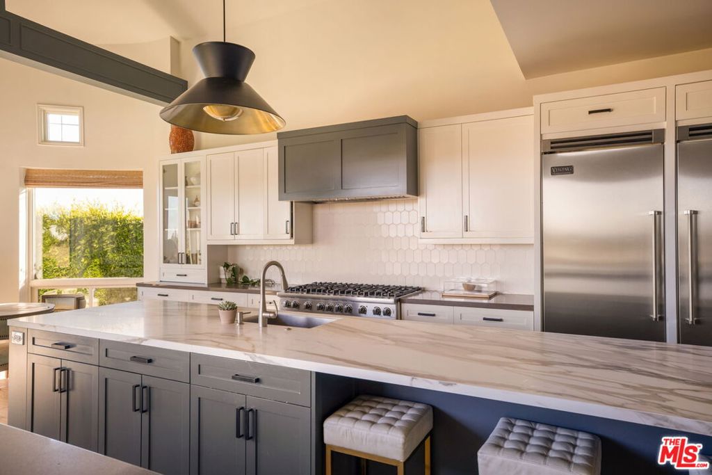 6271 Zuma Mesa Drive