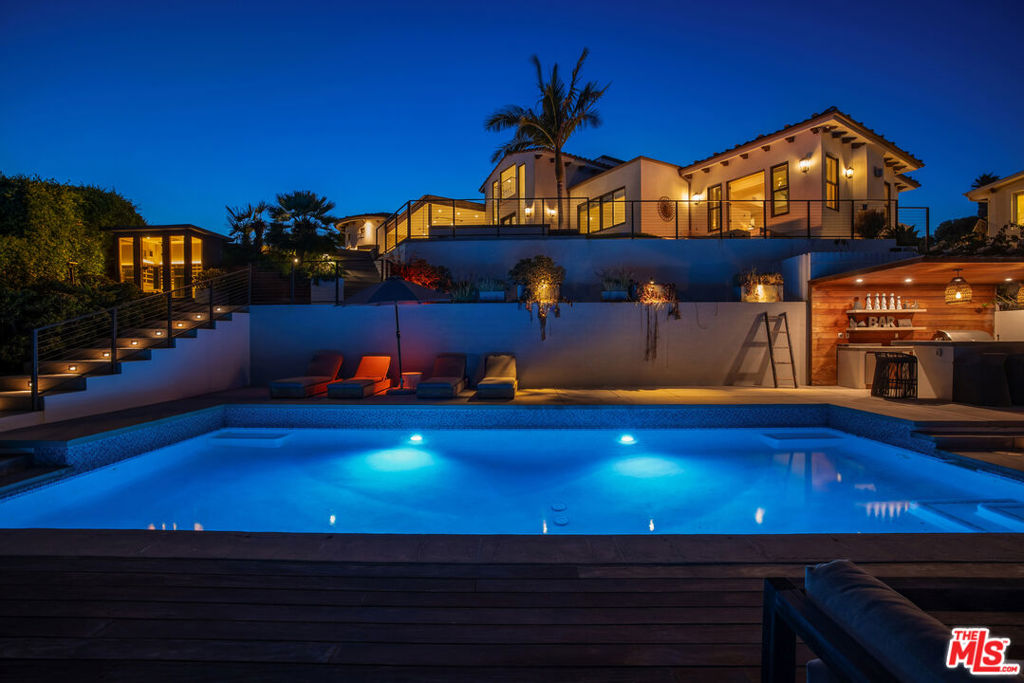 6271 Zuma Mesa Drive