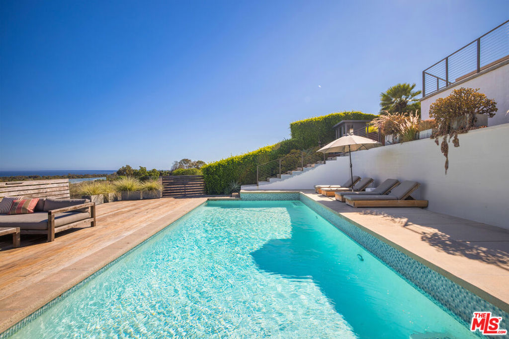 6271 Zuma Mesa Drive