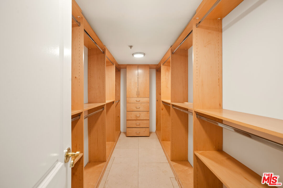 10660 Wilshire Blvd Unit: 409