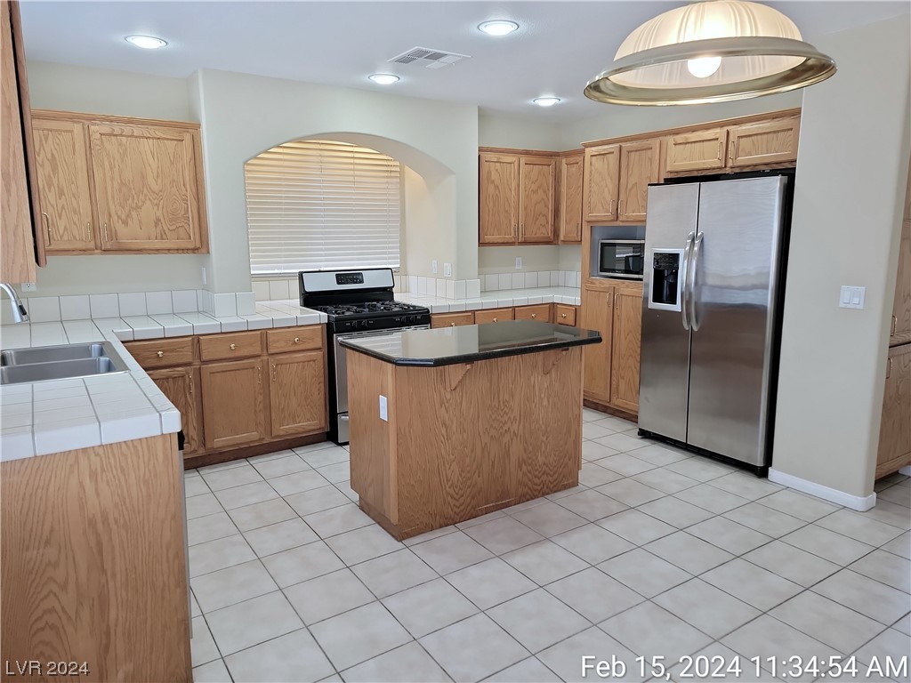 10876 Fishers Island Street