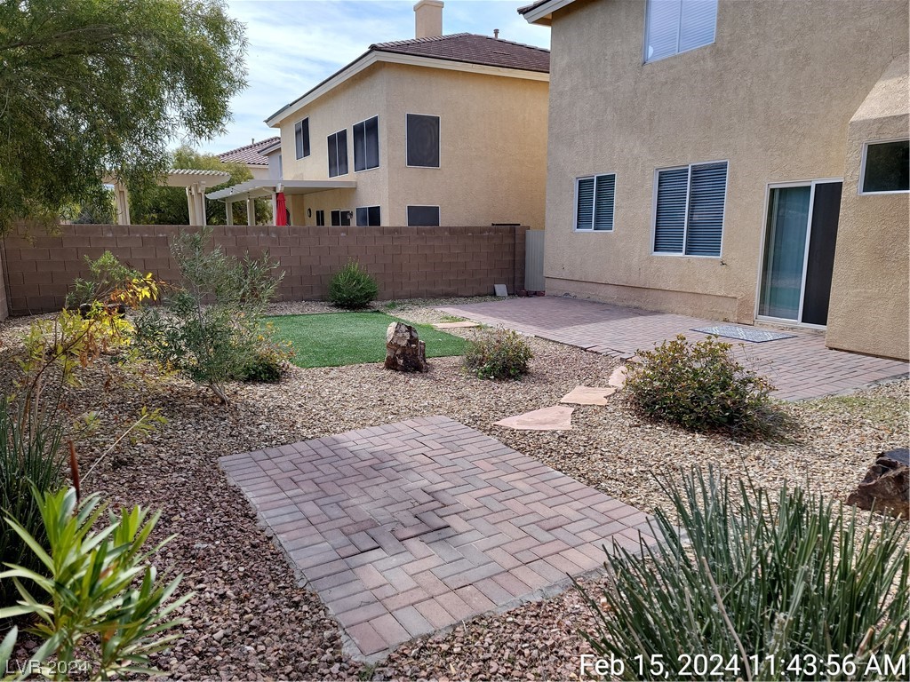 10876 Fishers Island Street