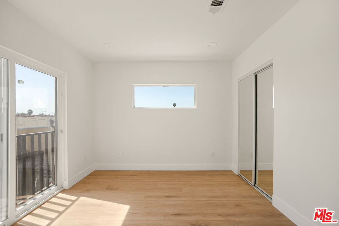 1619 2nd Ave Unit: 1/2