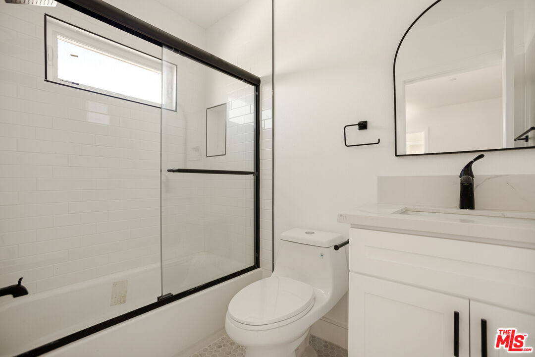 1619 2nd Ave Unit: 1/2