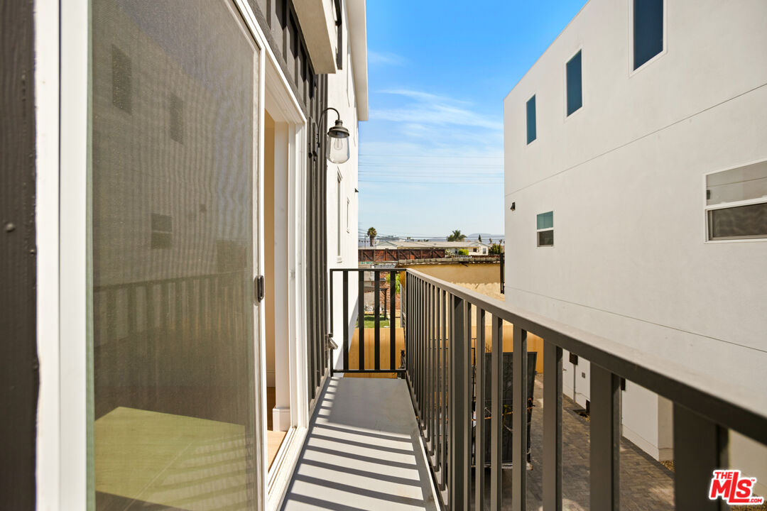 1619 2nd Ave Unit: 1/2