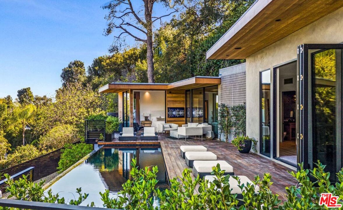 727 N Beverly Glen Blvd