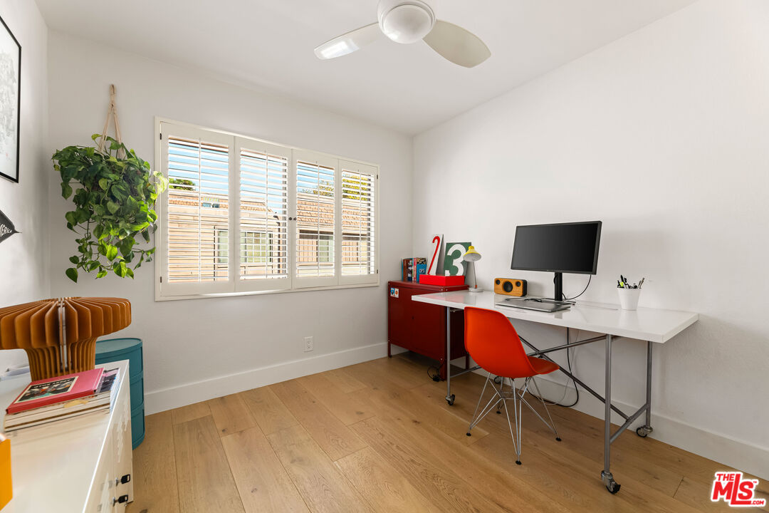 4608 Glencoe Ave Unit: 5