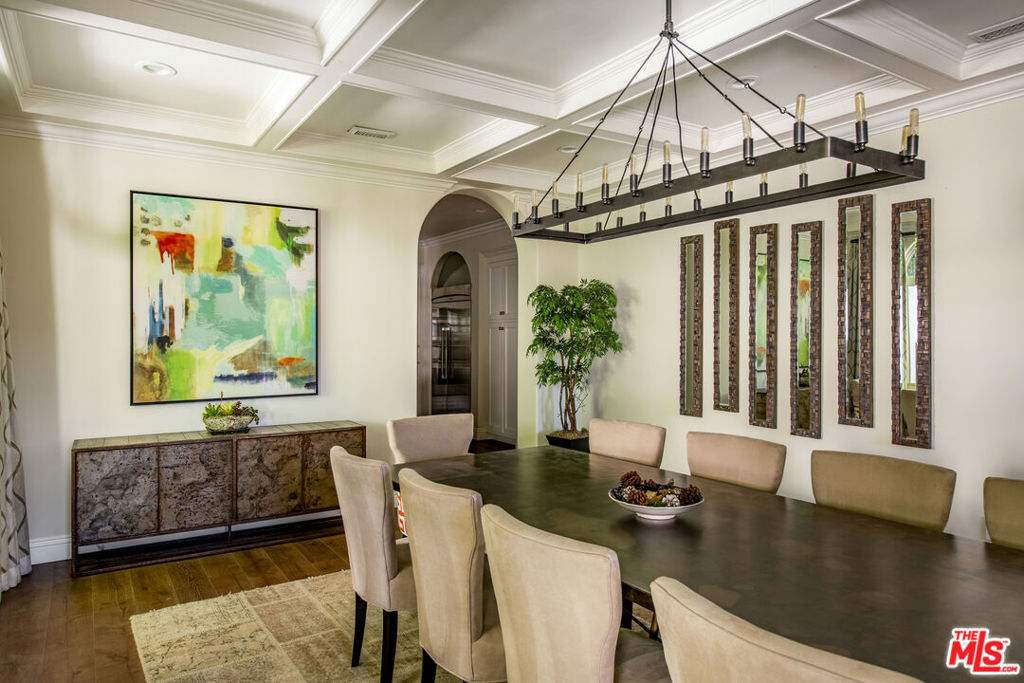 1000 S Citrus Avenue