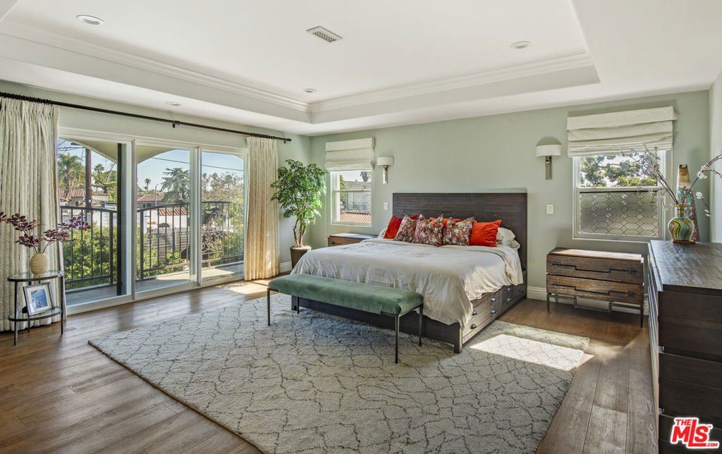 1000 S Citrus Avenue