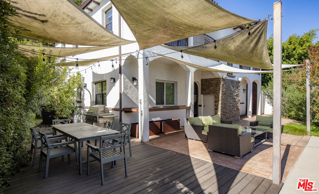 1000 S Citrus Avenue