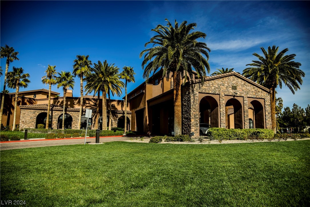 1032 Via Panfilo Avenue