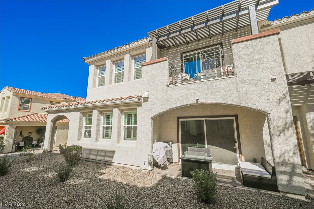 1032 Via Panfilo Avenue