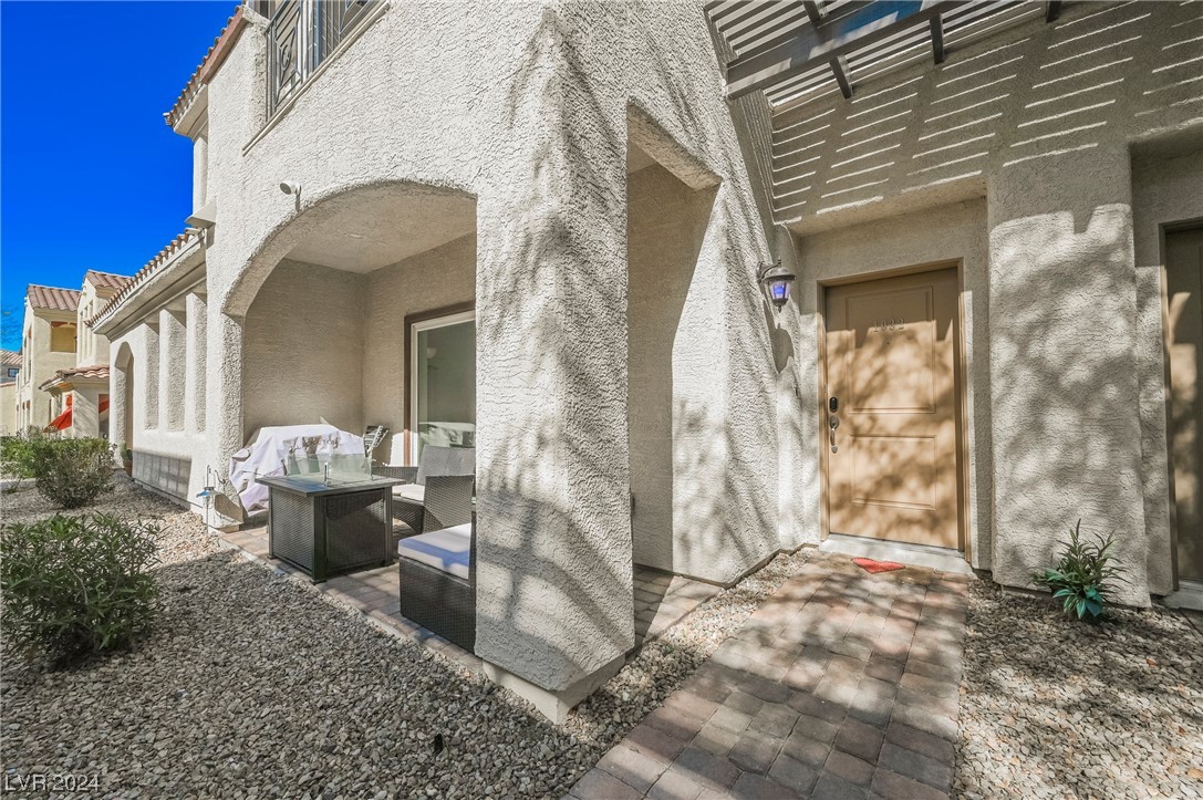 1032 Via Panfilo Avenue