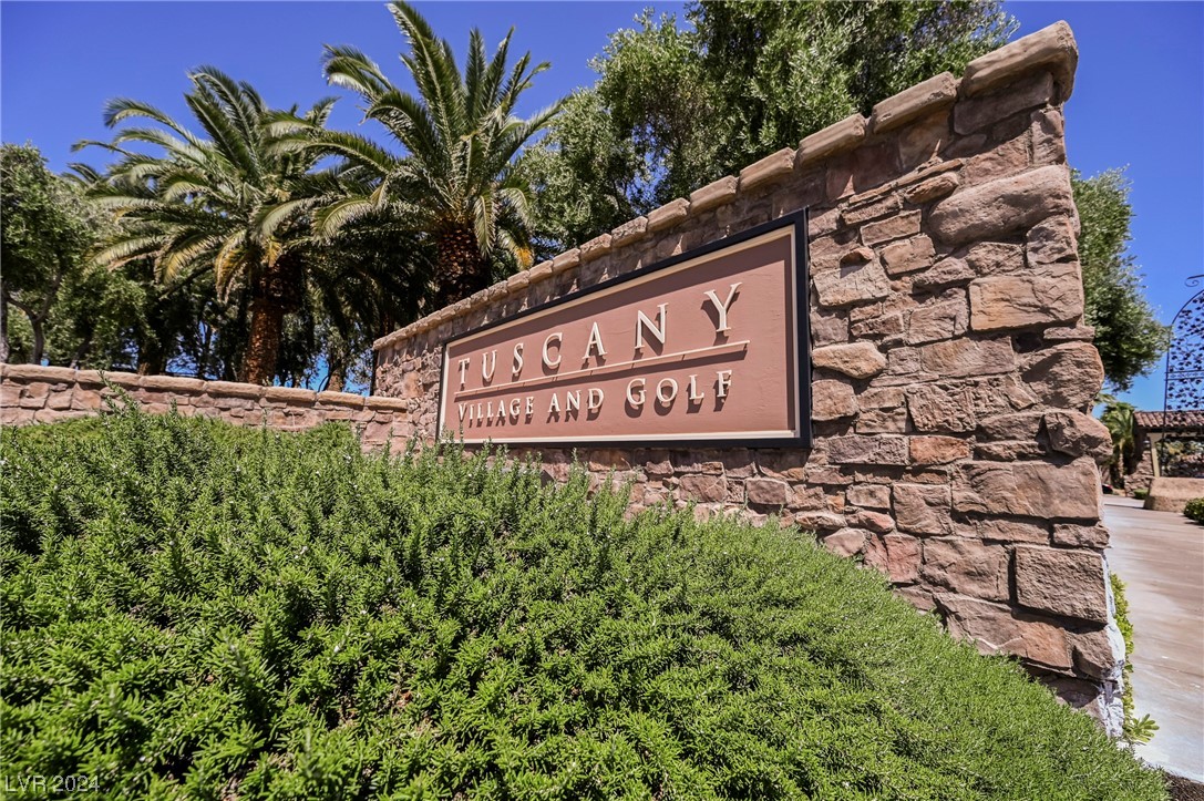 1032 Via Panfilo Avenue