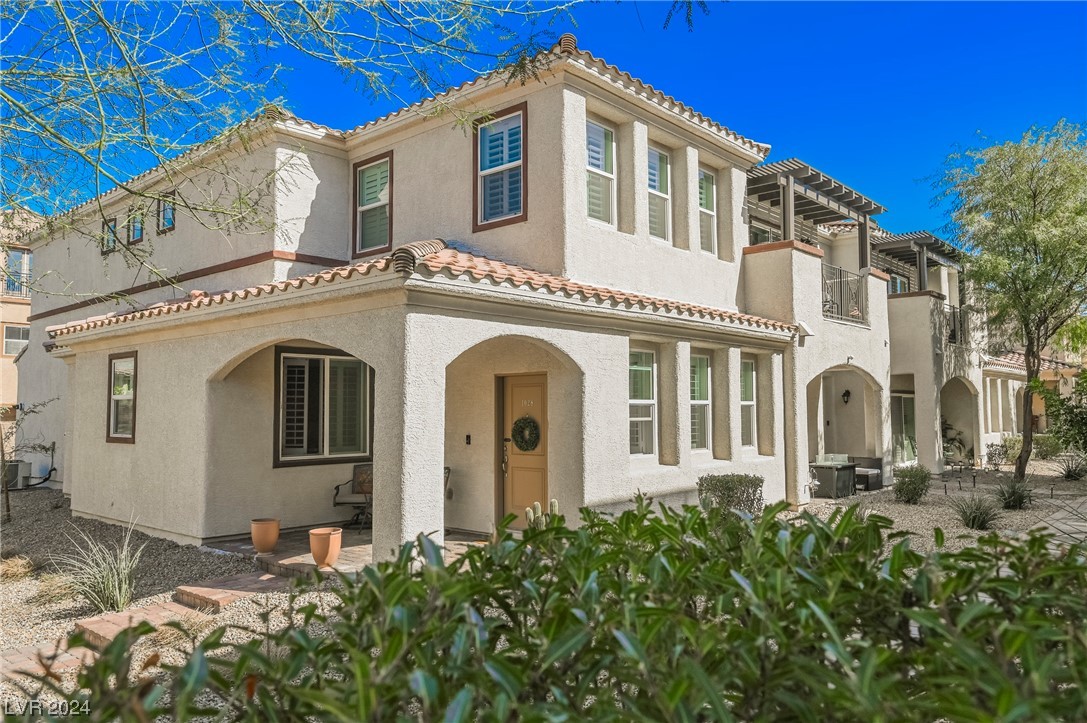 1032 Via Panfilo Avenue