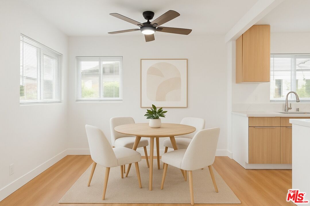 8440 Willoughby Ave Unit: 3
