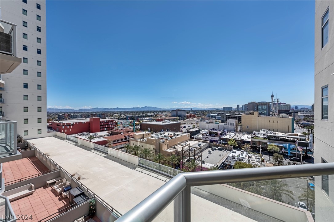 150 Las Vegas Boulevard 1008
