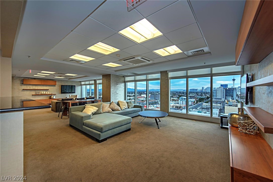 150 Las Vegas Boulevard 1008