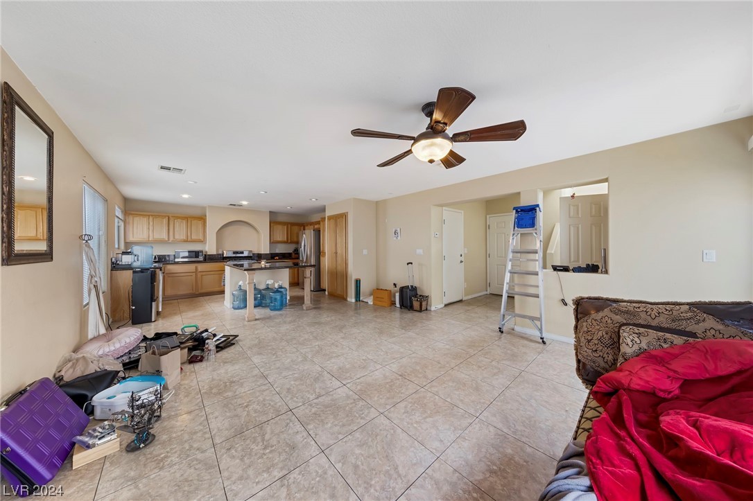 7232 Dicentra Road