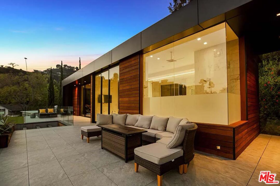 1331 Belfast Dr