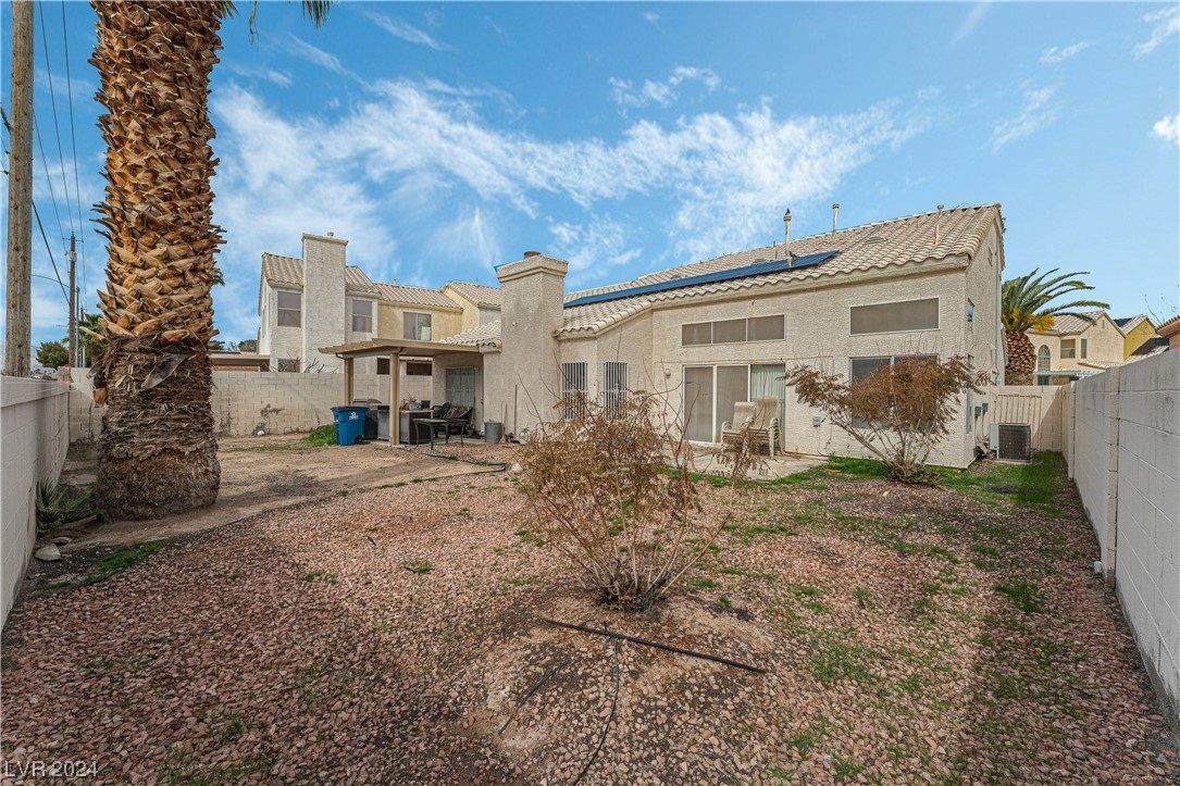 1751 Camarillo Drive