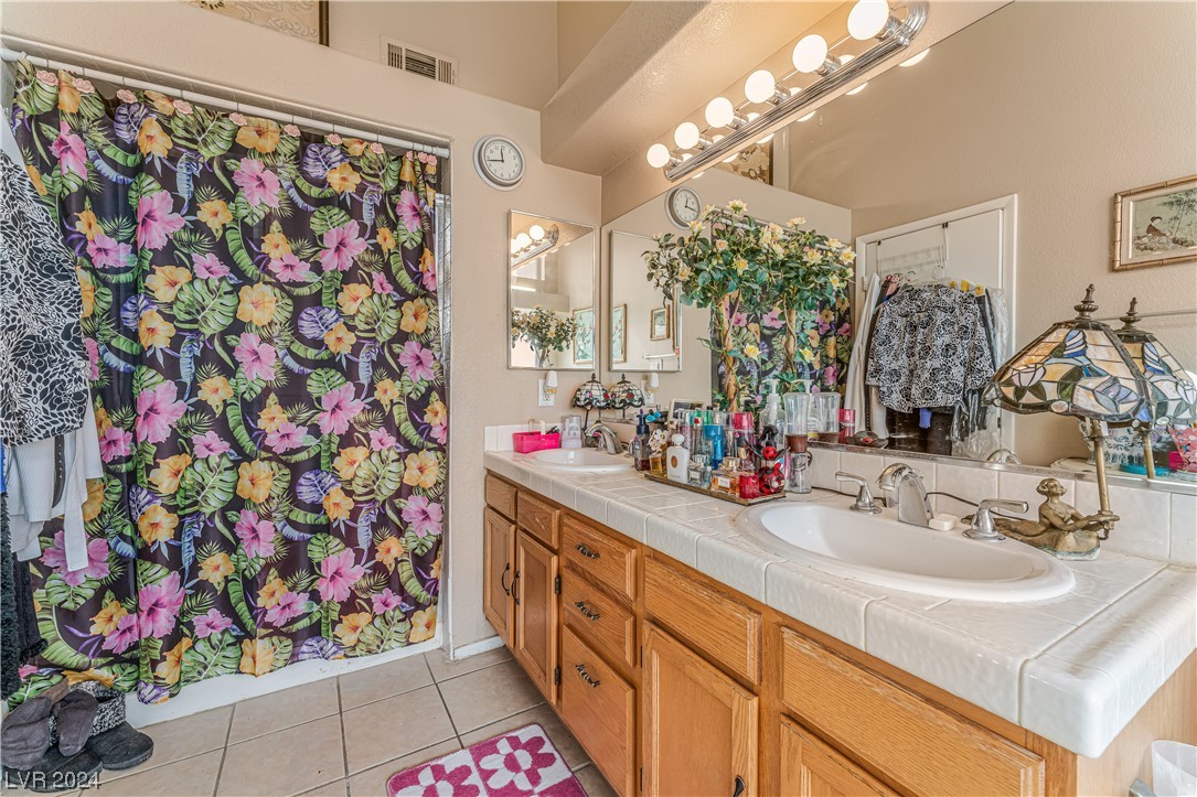 1751 Camarillo Drive