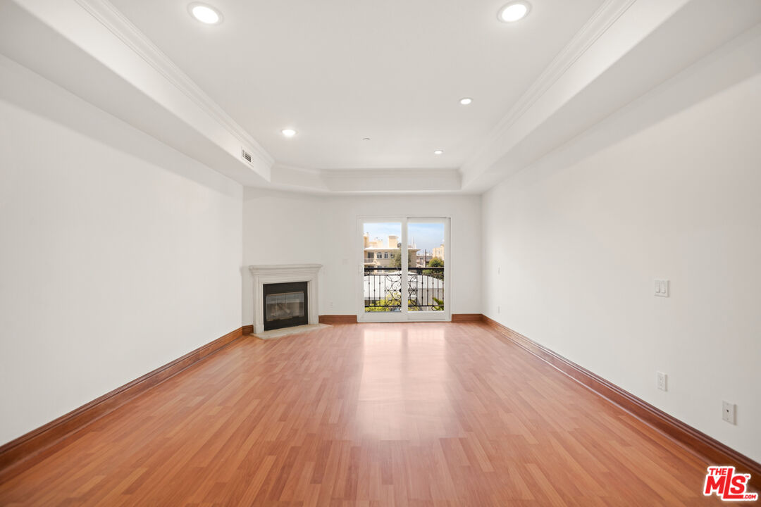 1836 Parnell Ave Unit: 401