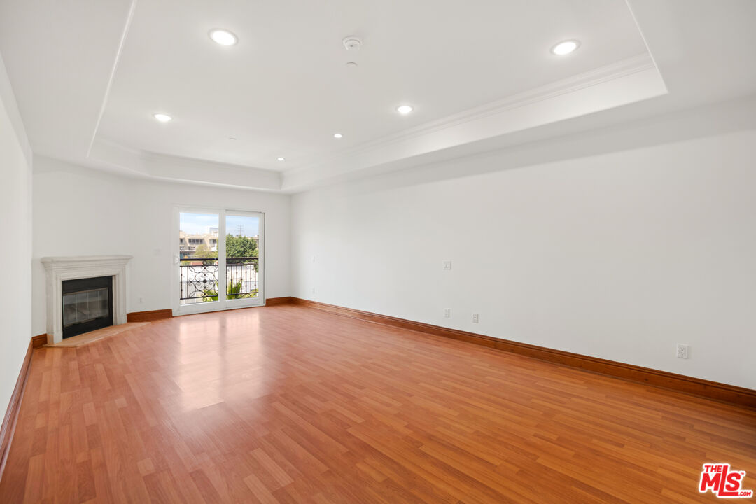 1836 Parnell Ave Unit: 401