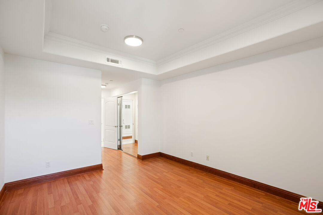 1836 Parnell Ave Unit: 401