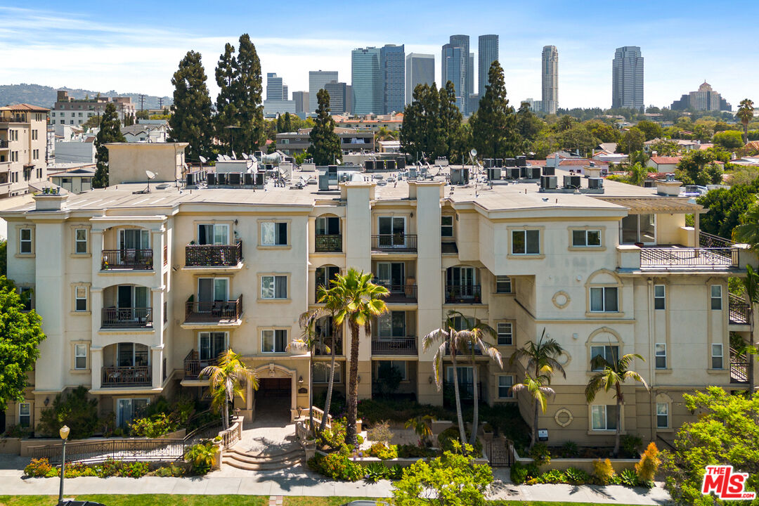 1836 Parnell Ave Unit: 401