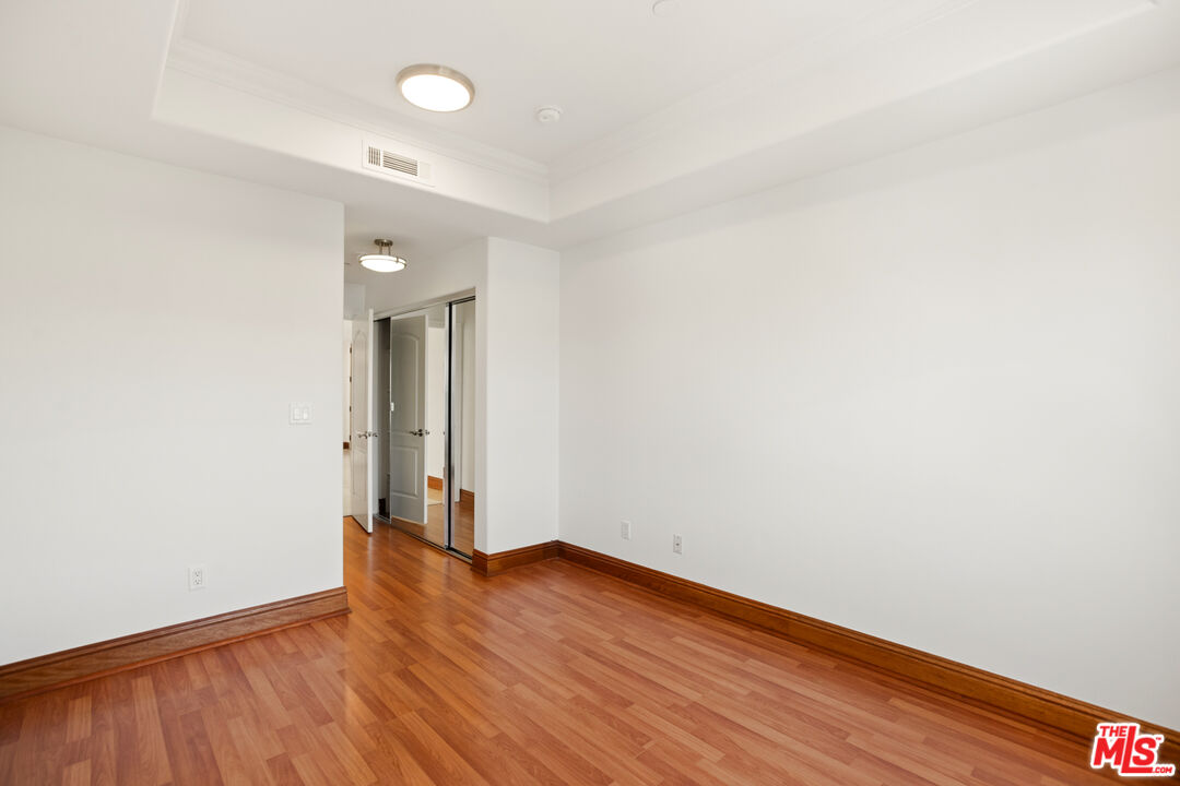 1836 Parnell Ave Unit: 401