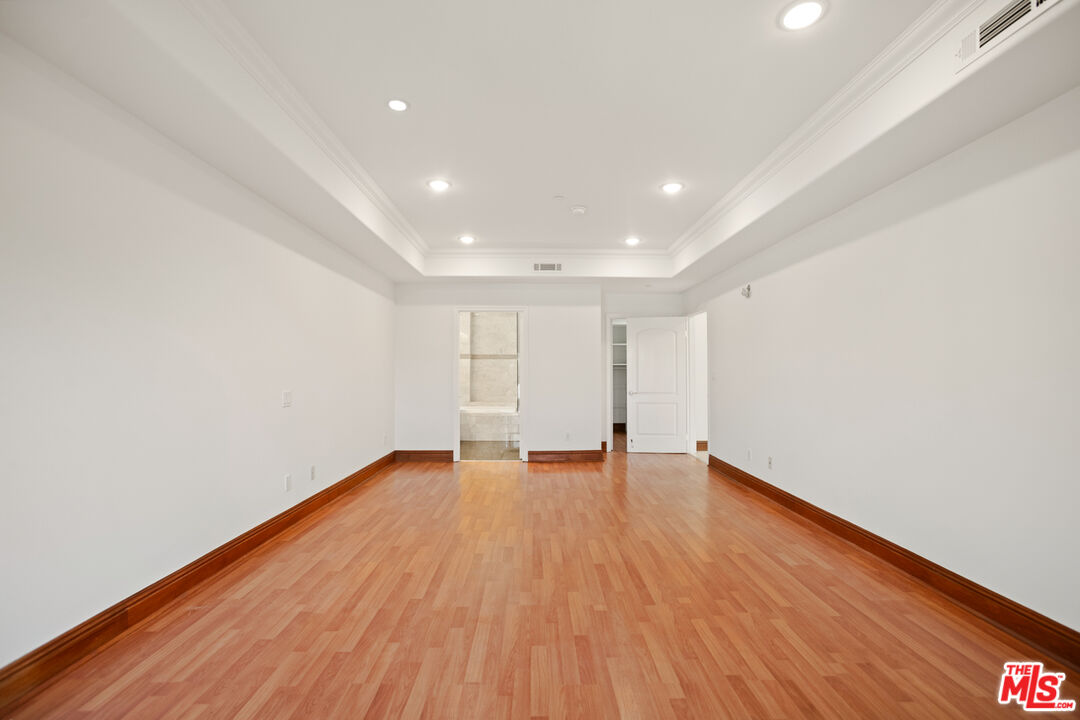 1836 Parnell Ave Unit: 401