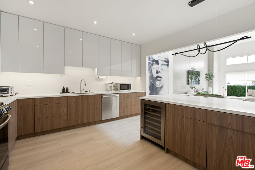 10630 Wilkins Ave Unit: 304