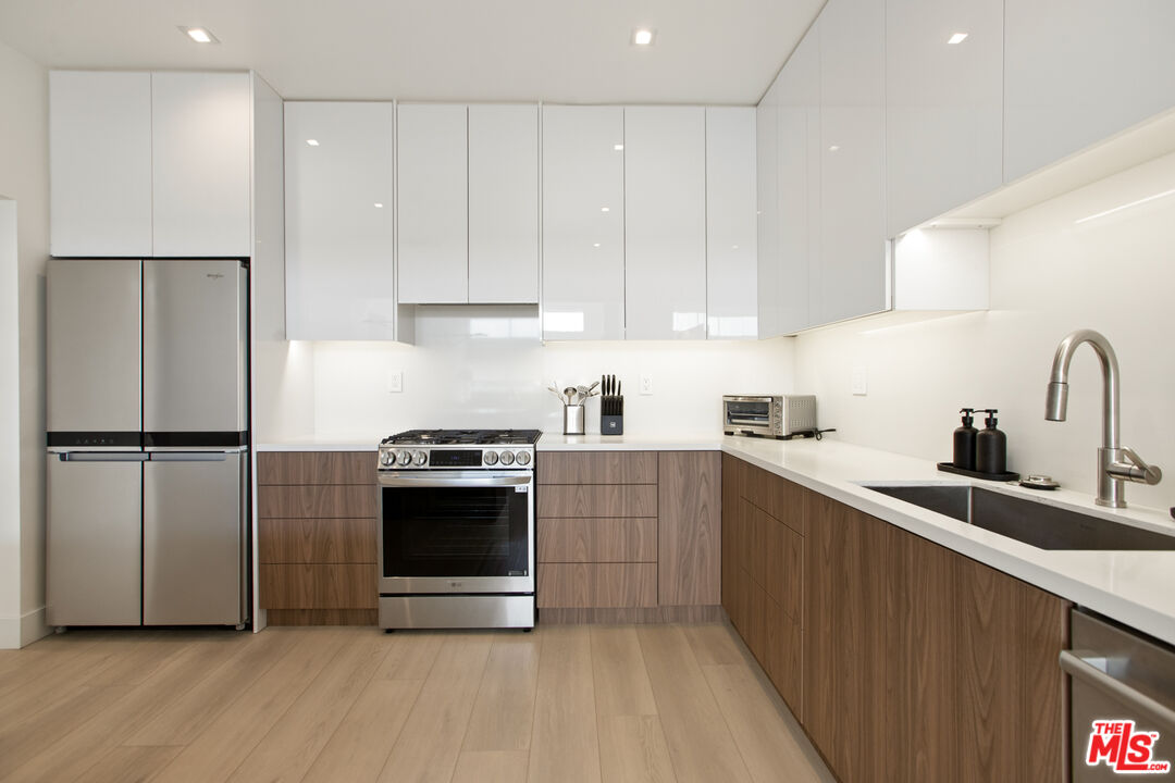 10630 Wilkins Ave Unit: 304