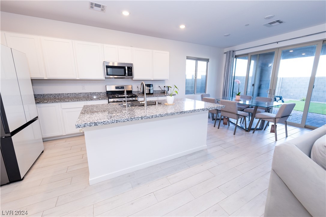 2384 Basin Ridge Street