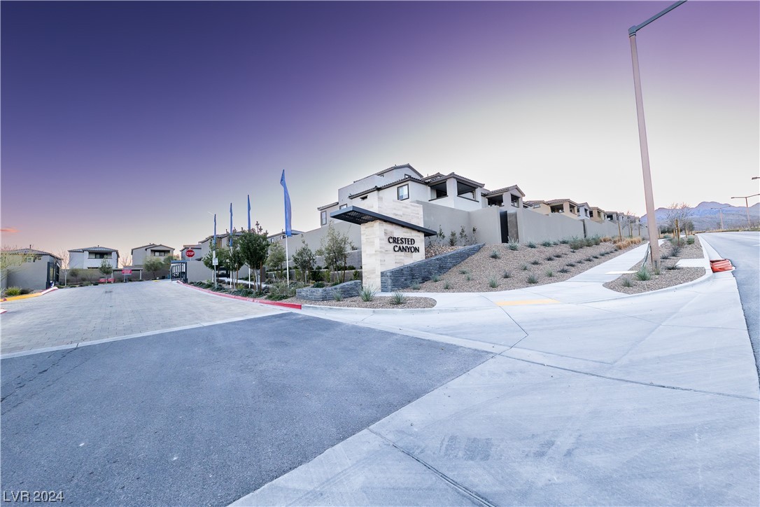 2384 Basin Ridge Street