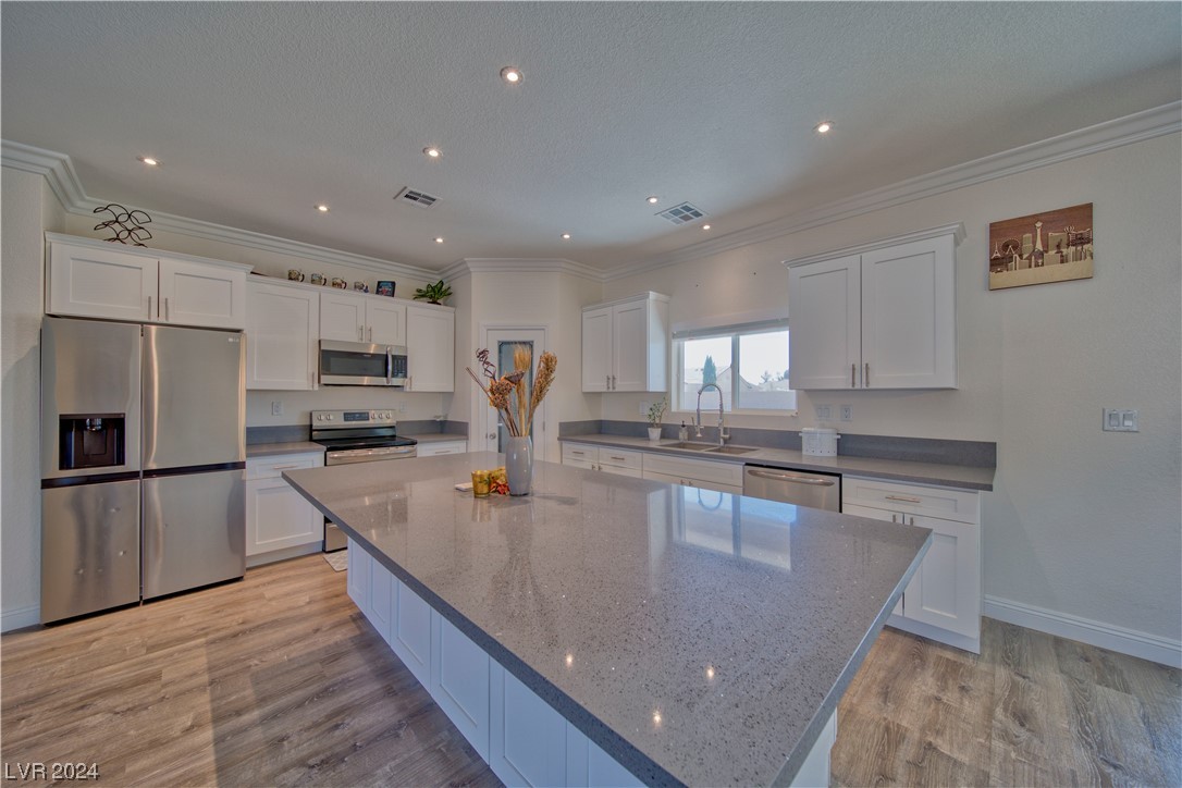 5081 Graystone Drive
