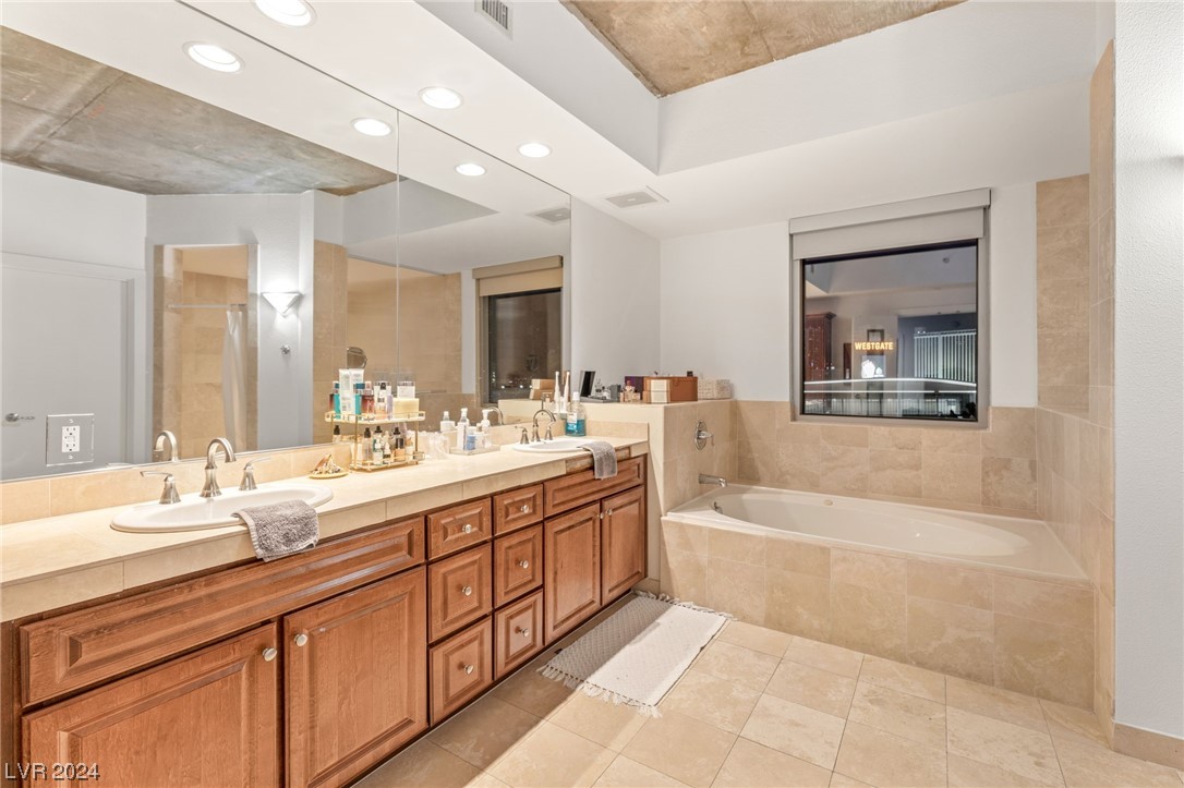 360 East Desert Inn Road 804