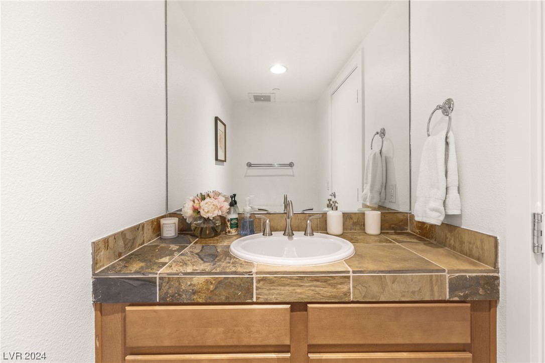 360 East Desert Inn Road 804