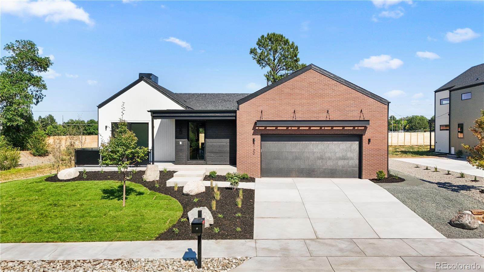3120 Braun Court