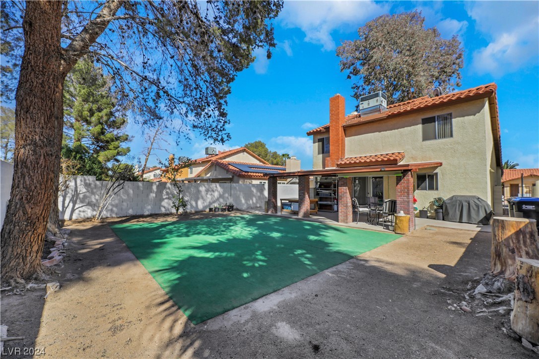 373 Tierra Street