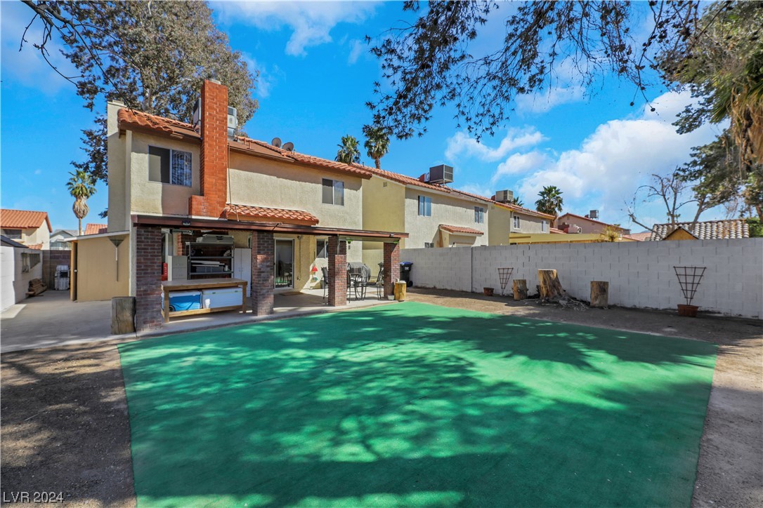 373 Tierra Street