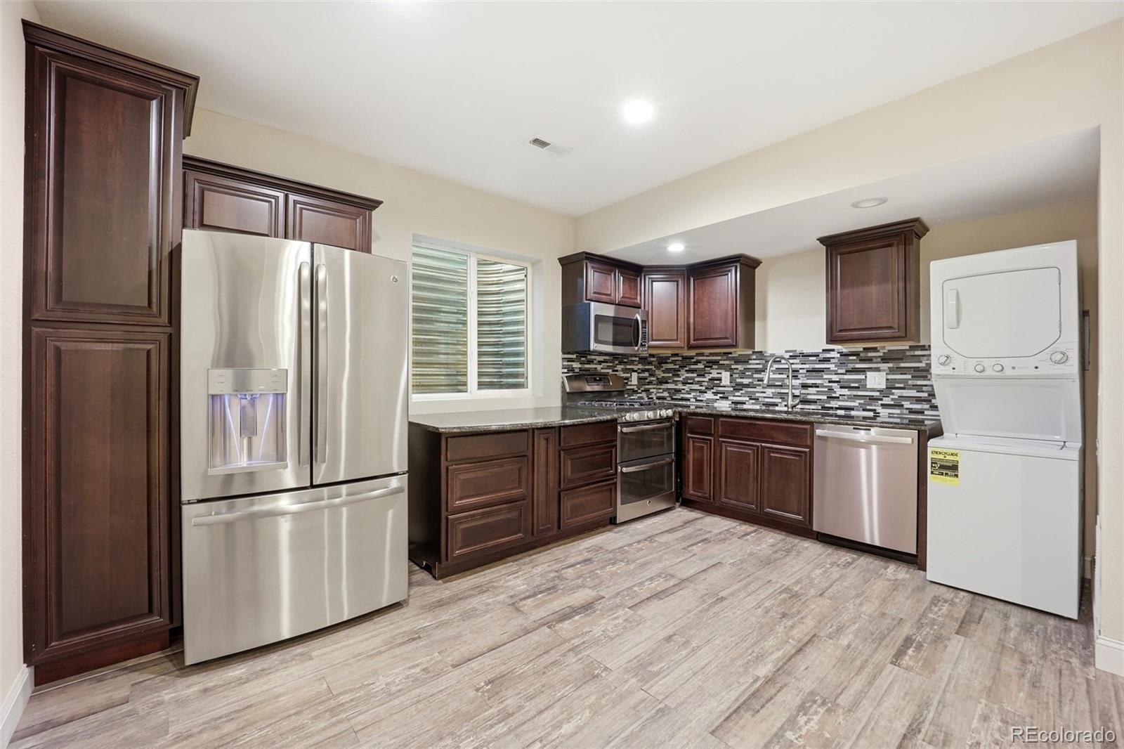 7566 S Quantock Court