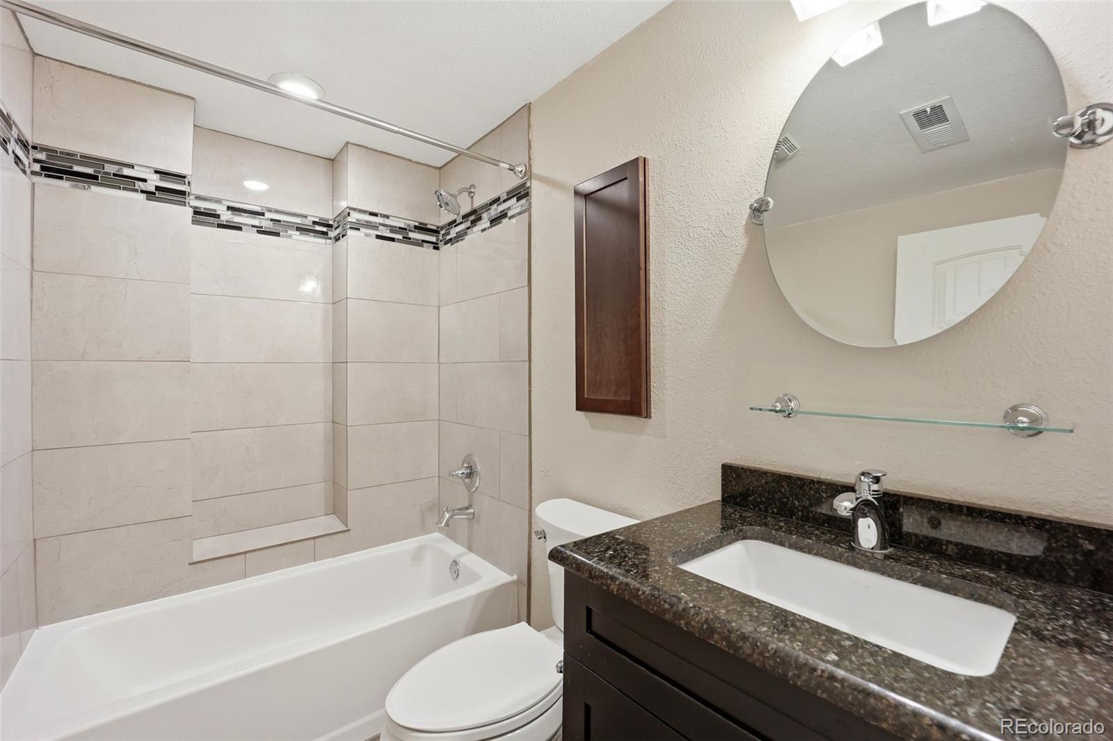 7566 S Quantock Court