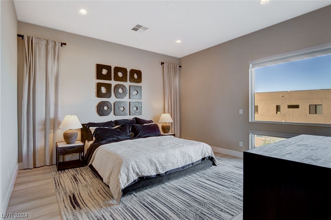 5289 Feathertop Drive