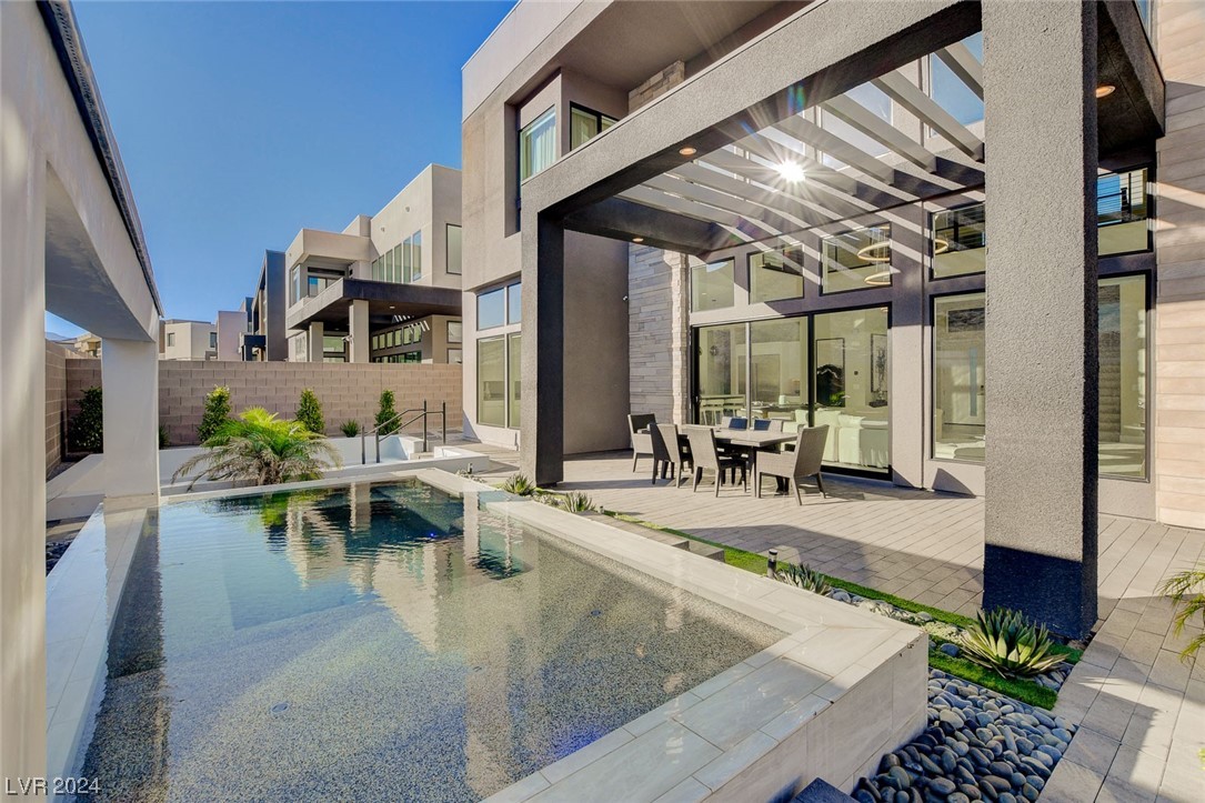 5289 Feathertop Drive
