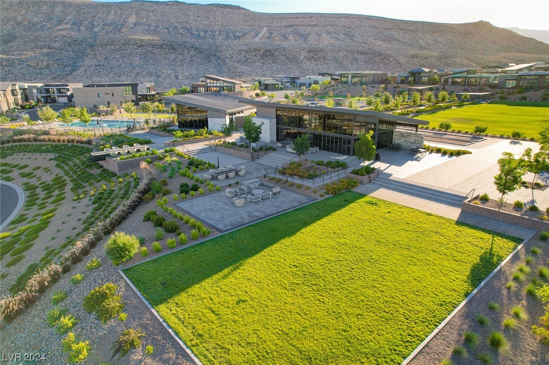 5289 Feathertop Drive